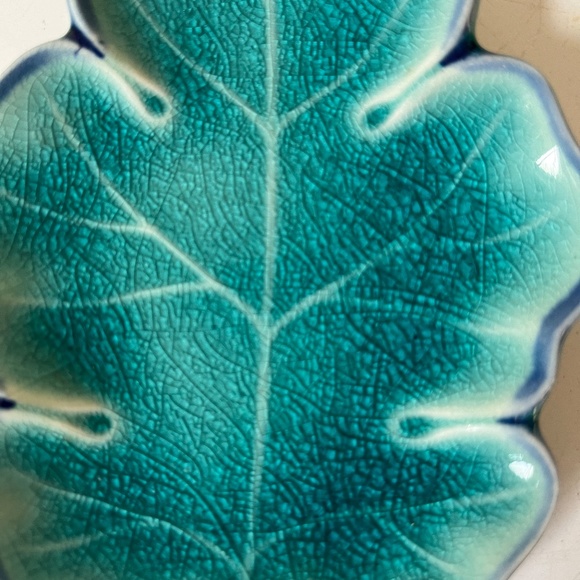Dishes Celadon Blue Green Crackle Leaf Shape Japanese Ceramic  4.5x 4" - Picture 7 of 9